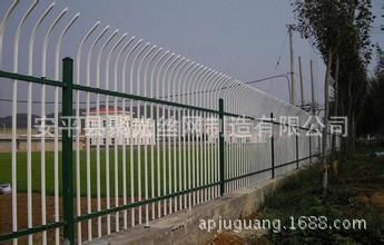 鋅鋼護(hù)欄網(wǎng)廠家直銷 打造安全美觀的陽臺防護(hù)屏障